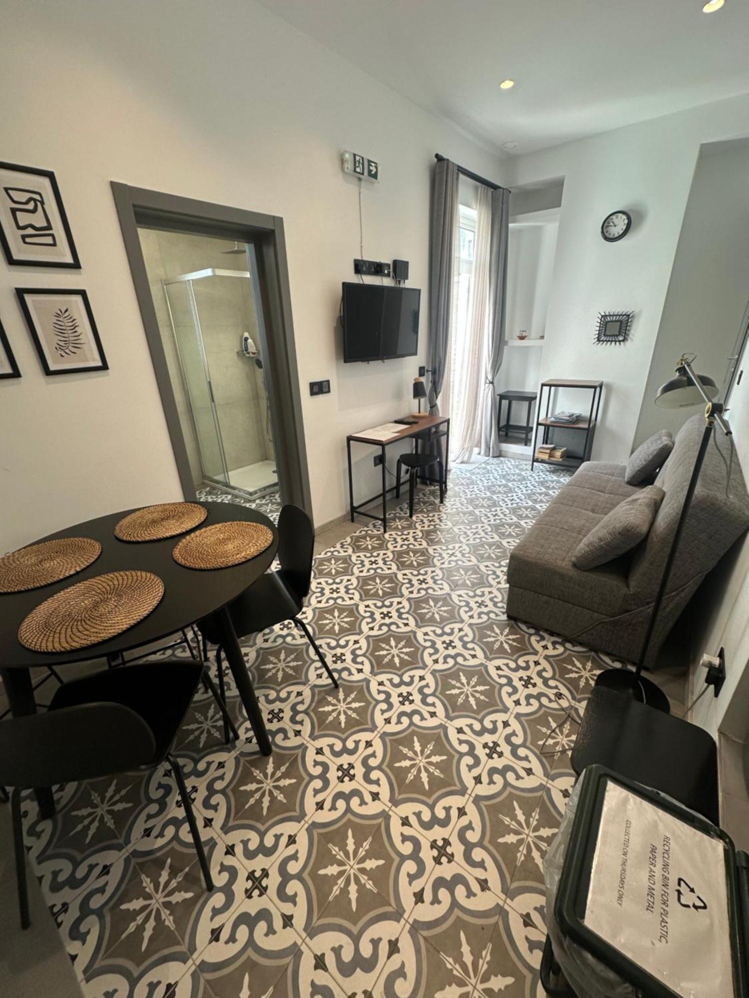 Iris -Paola Modern Townhouse Apartment Exterior photo